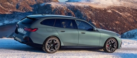 BMW i5 Touring hinta alkaen 76 900 euroa