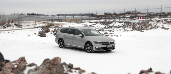 Koeajo Volkswagen Passat Variant – Premium-kurkottelua