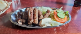 Balkan Grilli – Balkanburgerit Kivistössä
