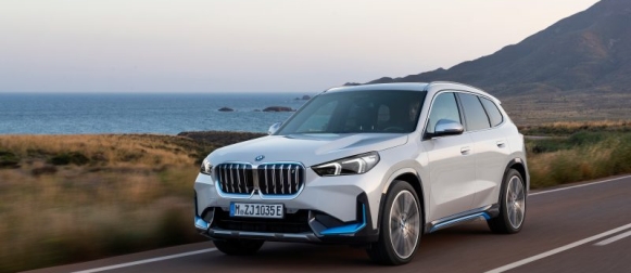 BMW esittelee täysin uuden X1-sarjan
