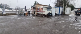 Katamaran Grill – Hyväntuulinen mökki–asuntovaunu –grilli Koivuhaassa