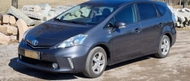 Koeajo käytetty Toyota Prius+ – Villien taksien suosikki