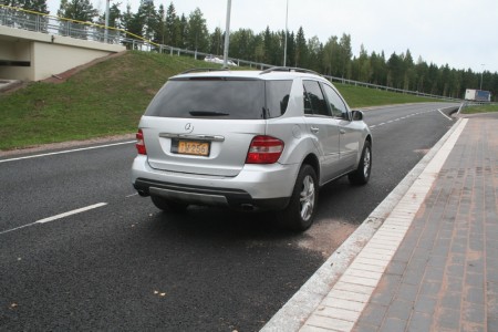 Kun auton maavara on 21 cm, ei siihen nousu niin vain hoidu huonojalkaiselta.