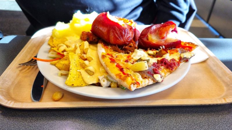 Pihlajam est L ytyi Todellinen ruokamestari KaasujalkaKaasujalka