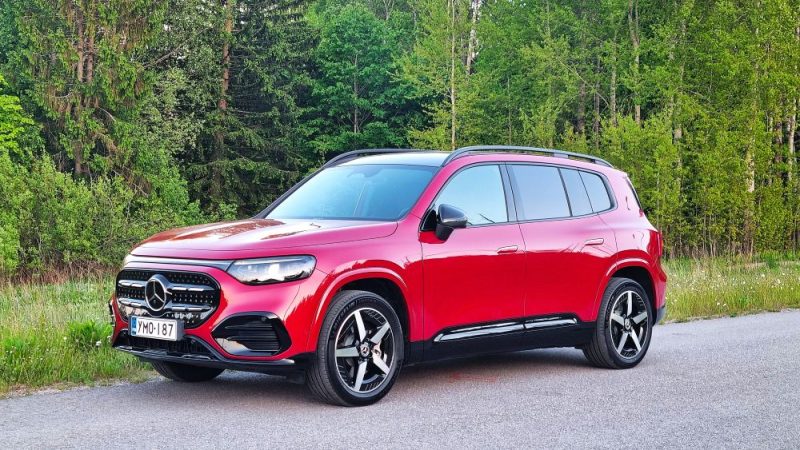 Mercedes-Benz GLB 350 4Matic – Sähkö-Mersu ilman turhia ärsykkeitä